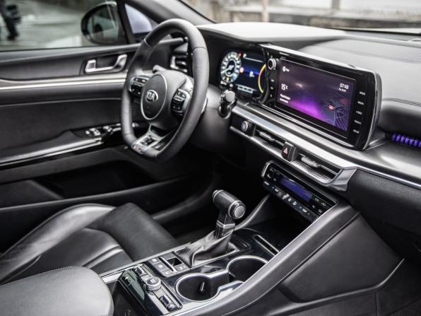 Kia K5 III с пробегом 2021 года, цена 2 878 000 рублей, 99011 км, седан, Автокод Объявления