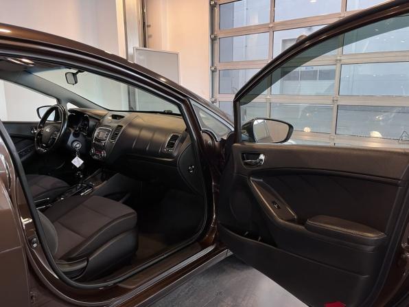 Kia Cerato III Рестайлинг (Classic) с пробегом 2018 года, цена 1 595 000 рублей, 148116 км, седан, Автокод Объявления