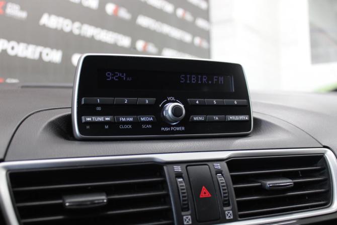 Mazda 3 III (BM) с пробегом 2013 года, цена 1 348 000 рублей, 107000 км, хэтчбек, Автокод Объявления
