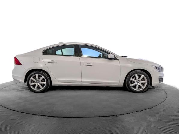 Volvo S60 II Рестайлинг с пробегом 2017 года, цена 2 060 000 рублей, 61101 км, седан, Автокод Объявления