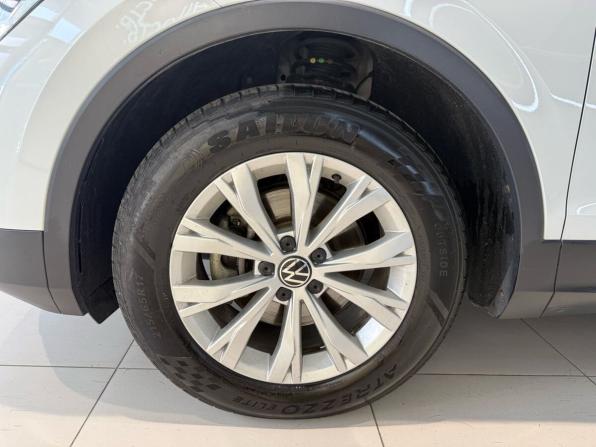 Volkswagen Tiguan II Рестайлинг с пробегом 2021 года, цена 3 099 000 рублей, 73100 км, внедорожник, Автокод Объявления