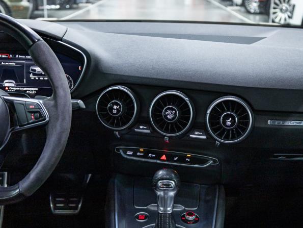 Audi TT III (8S) с пробегом 2014 года, цена 3 250 000 рублей, 109639 км, купе, Автокод Объявления