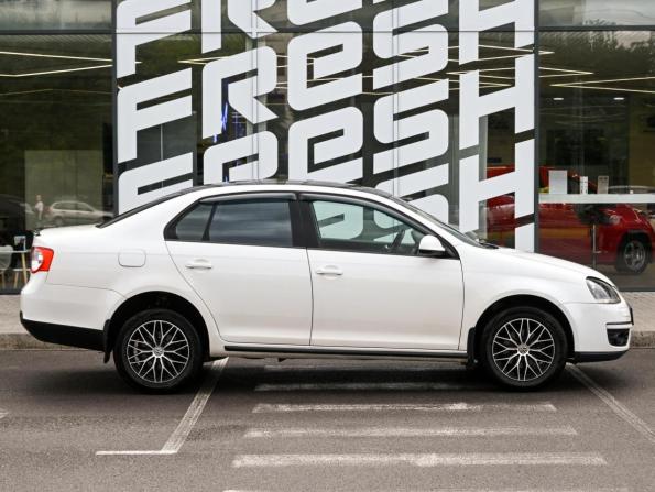 Volkswagen Jetta V с пробегом 2010 года, цена 650 000 рублей, 308824 км, седан, Автокод Объявления