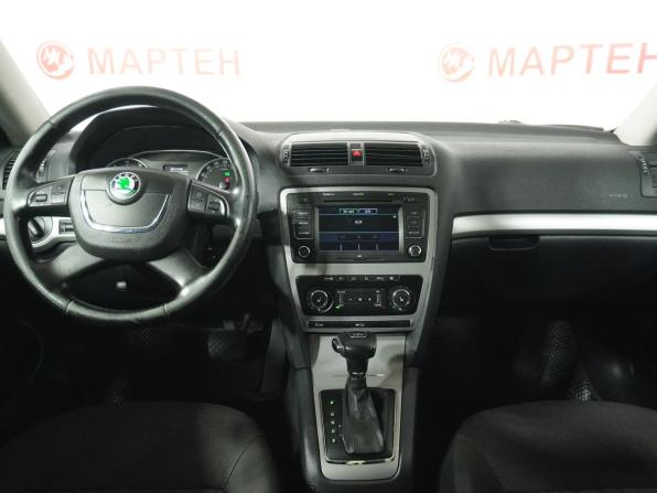 Skoda Octavia II (A5) Рестайлинг с пробегом 2011 года, цена 729 000 рублей, 214316 км, лифтбек, Автокод Объявления