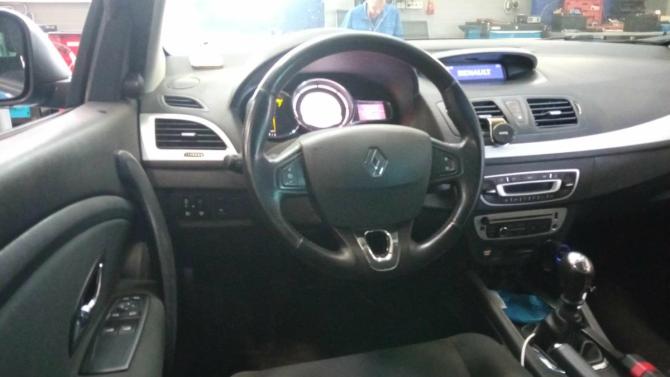 Renault Megane III Рестайлинг с пробегом 2013 года, цена 710 000 рублей, 125175 км, хэтчбек, Автокод Объявления