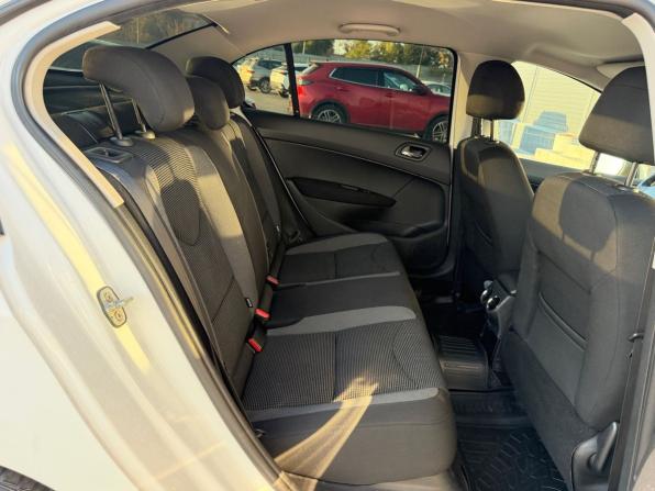 Peugeot 408 I с пробегом 2012 года, цена 1 085 000 рублей, 96059 км, седан, Автокод Объявления