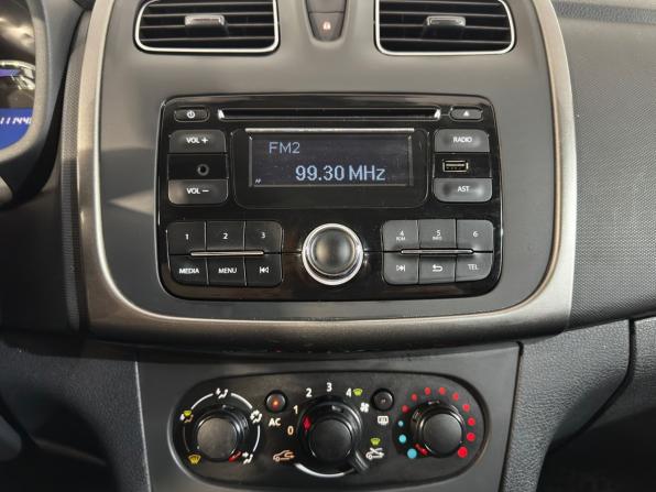 Renault Logan II с пробегом 2014 года, цена 719 900 рублей, 120000 км, седан, Автокод Объявления