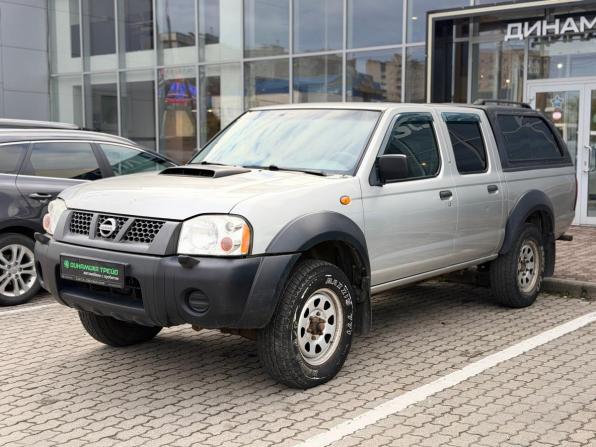 Nissan NP300 с пробегом 2012 года, цена 1 274 000 рублей, 165206 км, пикап, Автокод Объявления