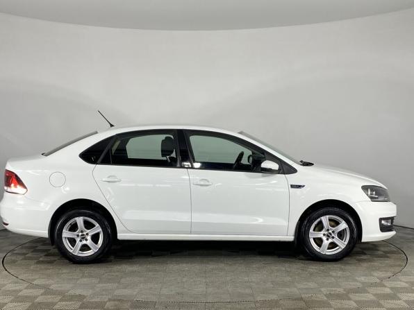 Volkswagen Polo V Рестайлинг с пробегом 2016 года, цена 1 170 000 рублей, 134897 км, седан, Автокод Объявления