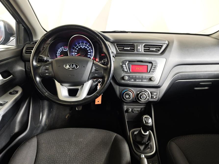 Kia Rio III Москва  - изображение 19
