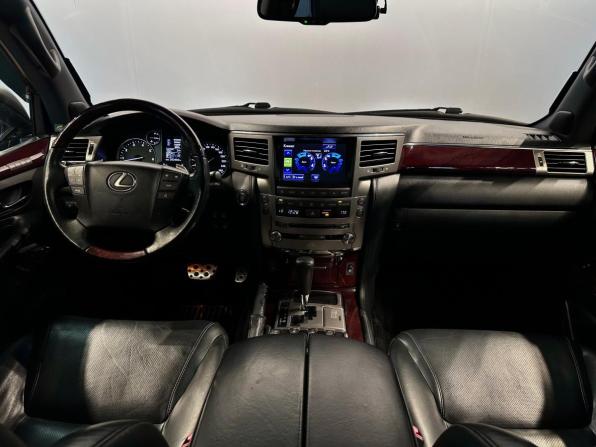 Lexus LX III Рестайлинг с пробегом 2014 года, цена 4 050 000 рублей, 202460 км, внедорожник, Автокод Объявления