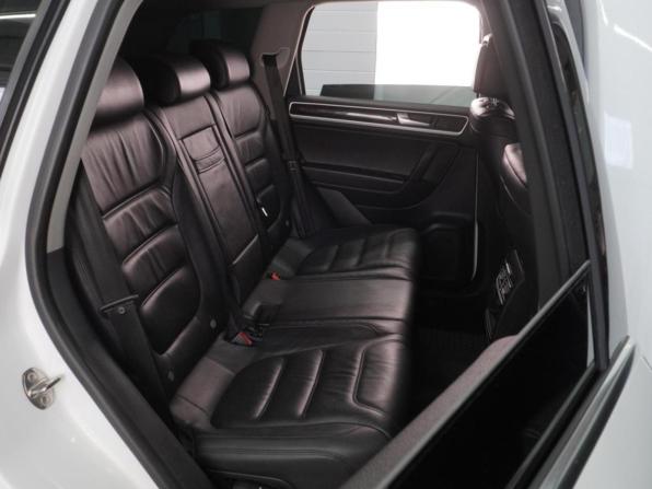 Volkswagen Touareg II с пробегом 2013 года, цена 2 299 000 рублей, 178688 км, внедорожник, Автокод Объявления