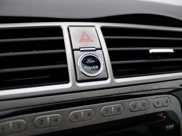 Ford Kuga I с пробегом 2011 года, цена 899 000 рублей, 148433 км, внедорожник, Автокод Объявления