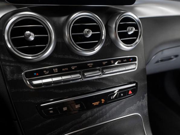 Mercedes-Benz GLC Coupe I (C253) Рестайлинг с пробегом 2019 года, цена 4 500 000 рублей, 121513 км, внедорожник, Автокод Объявления