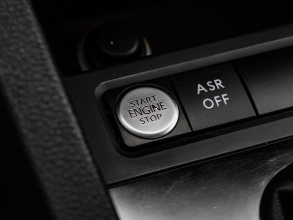 Volkswagen Jetta VI с пробегом 2012 года, цена 849 000 рублей, 204508 км, седан, Автокод Объявления