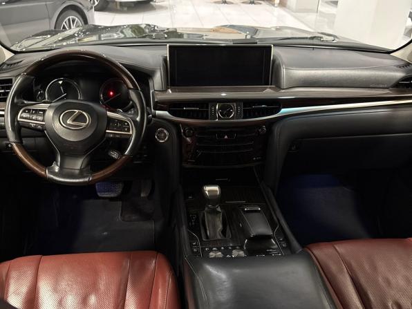 Lexus LX III Рестайлинг 2 с пробегом 2016 года, цена 6 500 000 рублей, 282400 км, внедорожник, Автокод Объявления