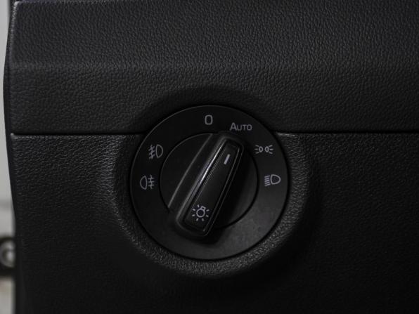 Skoda Octavia III (A7) Рестайлинг с пробегом 2018 года, цена 2 148 000 рублей, 94000 км, лифтбек, Автокод Объявления