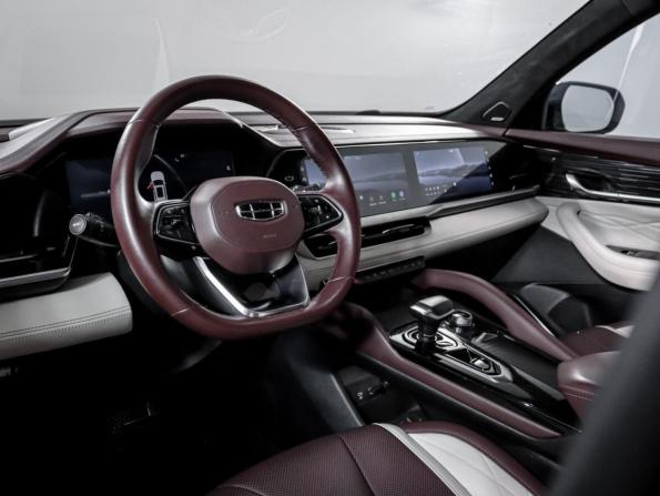 Geely Monjaro I с пробегом 2023 года, цена 3 050 000 рублей, 60978 км, внедорожник, Автокод Объявления