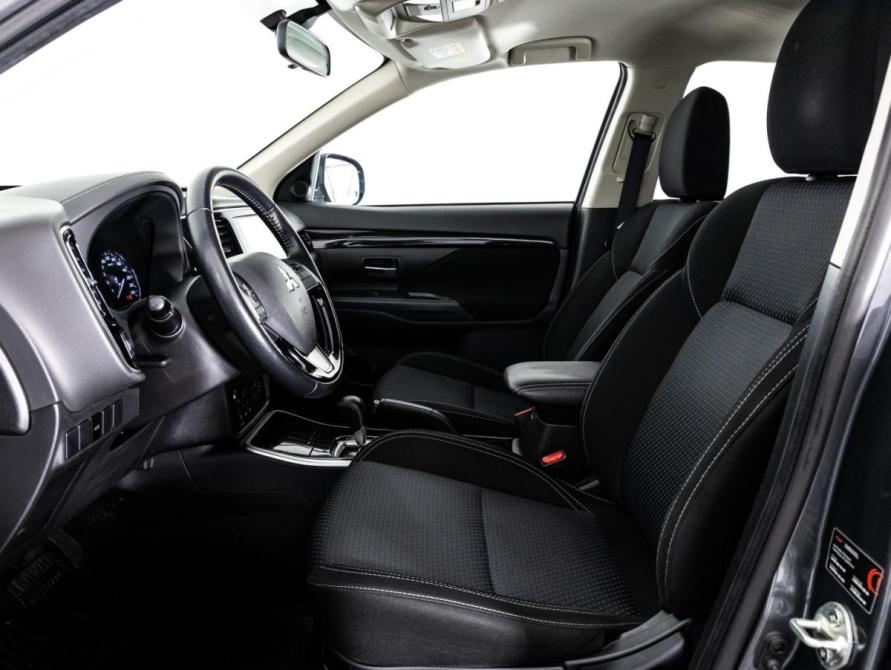 Mitsubishi Outlander III Рестайлинг 3 Санкт-Петербург  - изображение 19