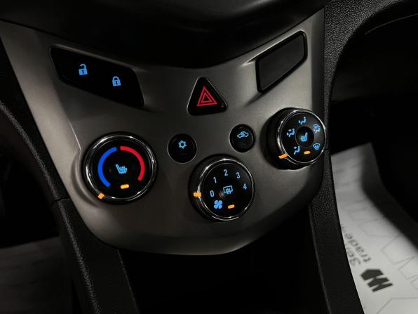 Chevrolet Aveo II с пробегом 2013 года, цена 695 000 рублей, 205888 км, седан, Автокод Объявления