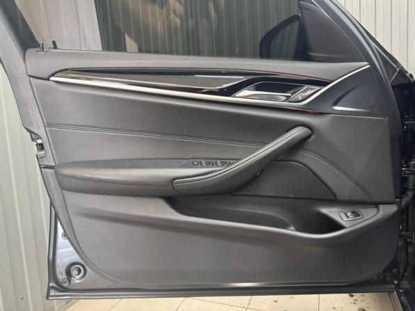 BMW 5 серии VII (G30/G31/G38) с пробегом 2018 года, цена 3 139 000 рублей, 158850 км, седан, Автокод Объявления