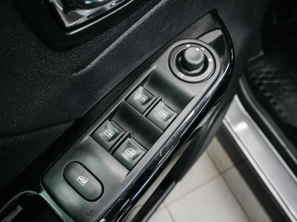 Renault Kaptur I с пробегом 2018 года, цена 1 643 000 рублей, 86625 км, внедорожник, Автокод Объявления