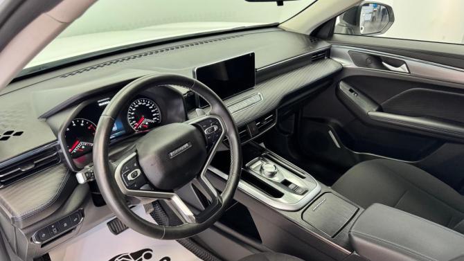 Haval Jolion I Рестайлинг с пробегом 2024 года, цена 2 015 000 рублей, 24610 км, внедорожник, Автокод Объявления