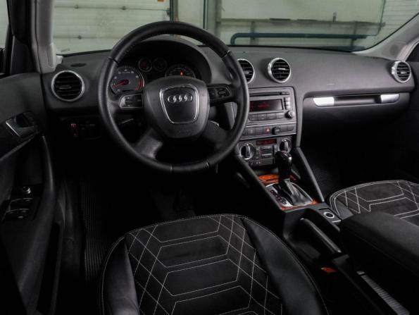 Audi A3 II (8P) Рестайлинг 2 с пробегом 2013 года, цена 989 000 рублей, 233828 км, хэтчбек, Автокод Объявления
