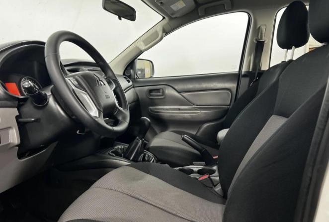 Mitsubishi L200 V с пробегом 2017 года, цена 2 490 000 рублей, 86825 км, offers.body_type.unknown, Автокод Объявления