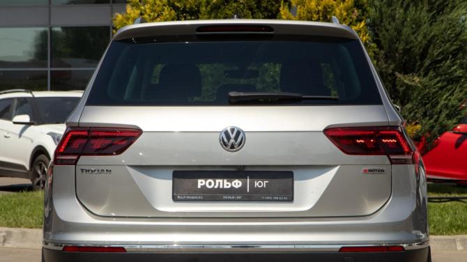Volkswagen Tiguan II с пробегом 2018 года, цена 3 170 000 рублей, 87889 км, внедорожник, Автокод Объявления