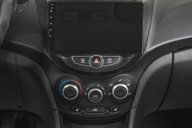 Hyundai Solaris I с пробегом 2012 года, цена 799 000 рублей, 121000 км, хэтчбек, Автокод Объявления