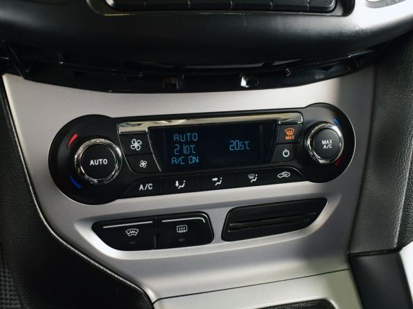 Ford Focus III с пробегом 2011 года, цена 745 995 рублей, 242848 км, хэтчбек, Автокод Объявления