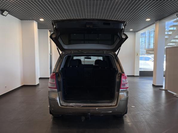 Opel Zafira B Рестайлинг с пробегом 2013 года, цена 559 000 рублей, 252797 км, компактвэн, Автокод Объявления