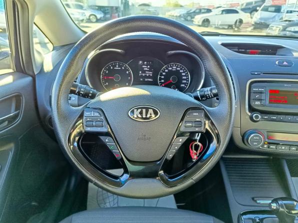 Kia Cerato III Рестайлинг (Classic) с пробегом 2018 года, цена 1 349 995 рублей, 217742 км, седан, Автокод Объявления