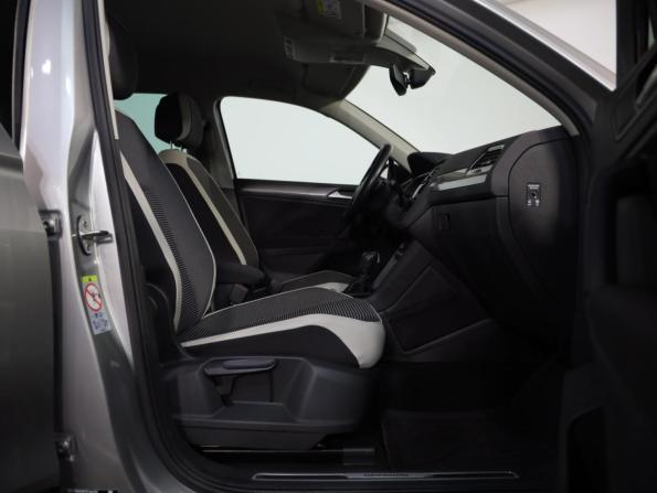 Volkswagen Tiguan II с пробегом 2020 года, цена 3 499 000 рублей, 46836 км, внедорожник, Автокод Объявления