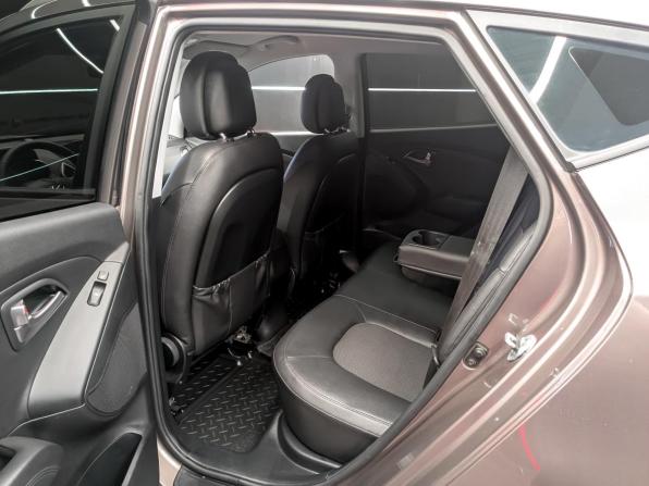 Hyundai ix35 I Рестайлинг с пробегом 2013 года, цена 1 490 000 рублей, 89700 км, внедорожник, Автокод Объявления