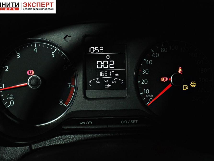 Volkswagen Polo V Рестайлинг Белгород  - изображение 15