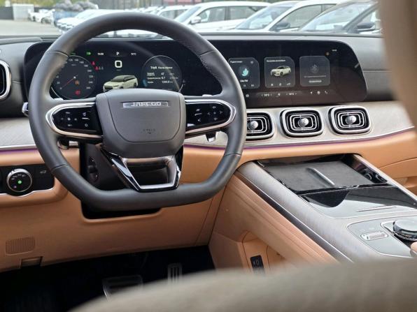 Jaecoo J8 с пробегом 2024 года, цена 3 132 000 рублей, 51870 км, внедорожник, Автокод Объявления