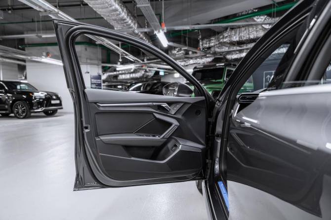 Новый Audi A3 IV (8Y) Рестайлинг 2026 года, цена 4 250 000 рублей, хэтчбек, Автокод Объявления