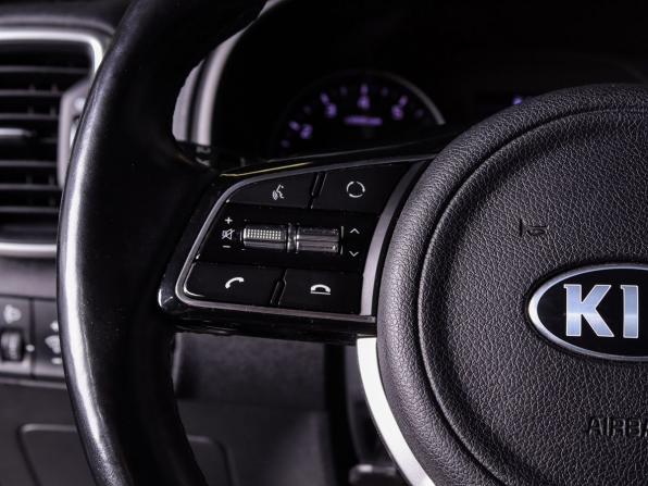 Kia Sportage IV Рестайлинг с пробегом 2021 года, цена 2 749 000 рублей, 68066 км, внедорожник, Автокод Объявления