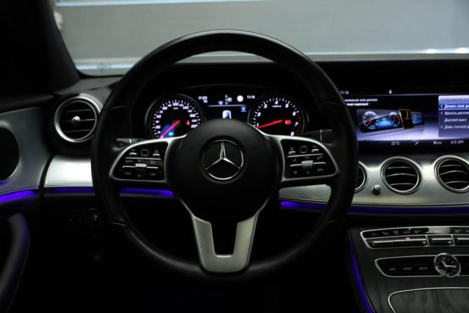Mercedes-Benz E-Класс V (W213 S213 C238) с пробегом 2019 года, цена 2 895 000 рублей, 50800 км, седан, Автокод Объявления