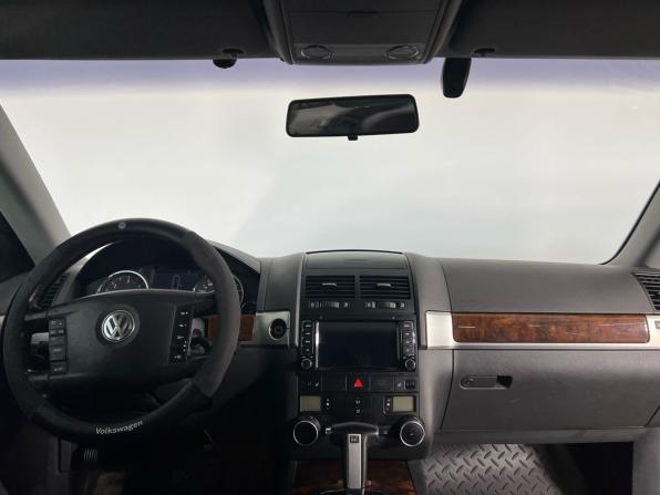 Volkswagen Touareg I Рестайлинг с пробегом 2008 года, цена 999 000 рублей, 232000 км, внедорожник, Автокод Объявления