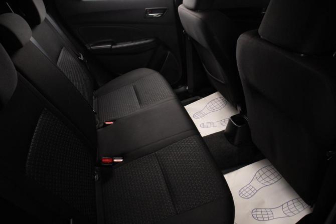 Suzuki Swift V с пробегом 2018 года, цена 1 149 000 рублей, 141000 км, хэтчбек, Автокод Объявления
