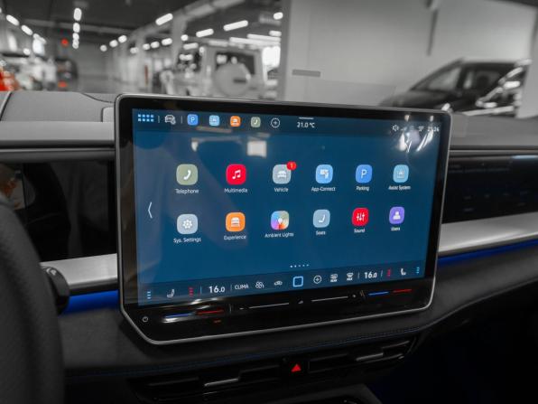Volkswagen Teramont II (China Market) с пробегом 2026 года, цена 6 100 000 рублей, 36 км, внедорожник, Автокод Объявления