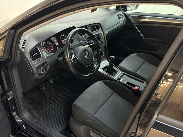 Volkswagen Golf VII с пробегом 2013 года, цена 930 000 рублей, 205712 км, хэтчбек, Автокод Объявления