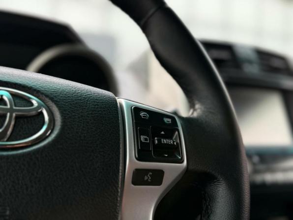 Toyota Land Cruiser Prado 150 Series с пробегом 2011 года, цена 3 050 000 рублей, 238965 км, внедорожник, Автокод Объявления