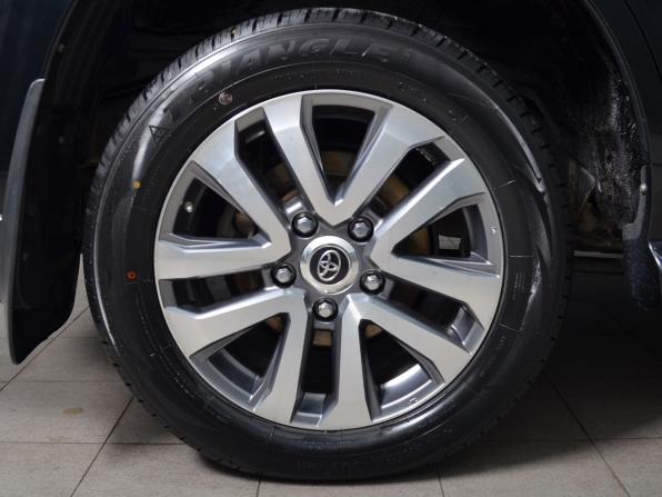 Toyota Land Cruiser 200 Series Рестайлинг 2 с пробегом 2016 года, цена 5 550 997 рублей, 227466 км, внедорожник, Автокод Объявления