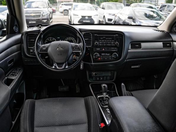 Mitsubishi Outlander III Рестайлинг 2 с пробегом 2017 года, цена 1 580 000 рублей, 152166 км, внедорожник, Автокод Объявления