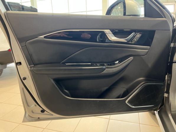 FAW Bestune B70 I с пробегом 2023 года, цена 1 575 900 рублей, 45677 км, лифтбек, Автокод Объявления