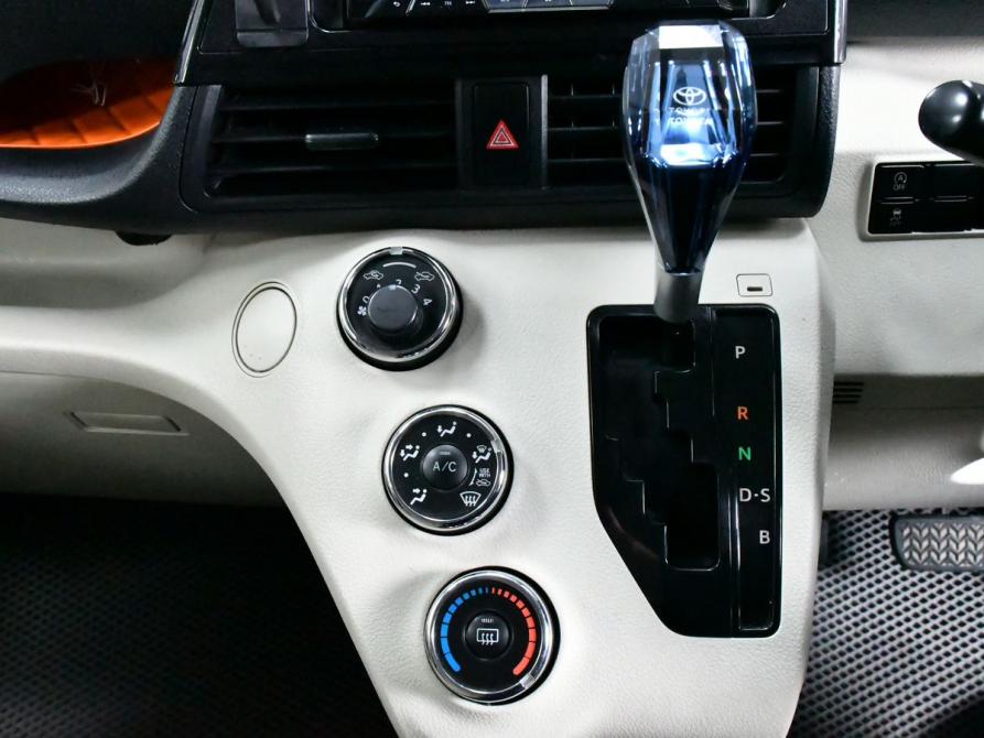 Toyota Sienta II Новосибирск  - изображение 17